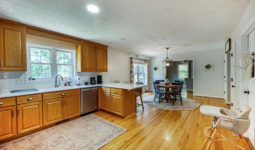 Photo #17 of 134 Fernwood Drive, Madison Heights, VA 0.7 acres