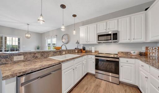 Photo #9 of 1222 8th Fairway Lane, Huddleston, VA 0.8 acres