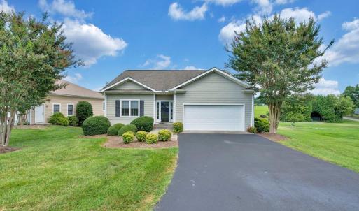 Photo #1 of 1222 8th Fairway Lane, Huddleston, VA 0.8 acres