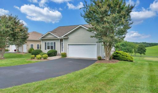 Photo #21 of 1222 8th Fairway Lane, Huddleston, VA 0.8 acres