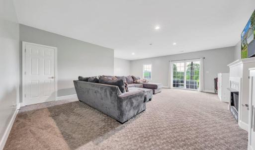 Photo #17 of 1222 8th Fairway Lane, Huddleston, VA 0.8 acres