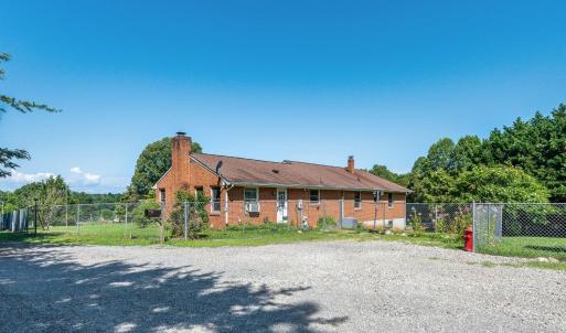 Photo #43 of 1874 Hales Ford Road, Moneta, VA 5.0 acres