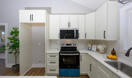 Photo #14 of 1906 Lakeside Drive, Lynchburg, VA 0.4 acres