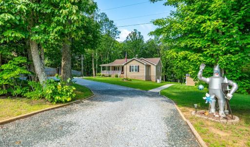Photo #42 of 851 Wildway, Appomattox, VA 1.3 acres
