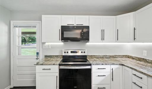 Photo #11 of 816 Spring Street, Lynchburg, VA 0.5 acres