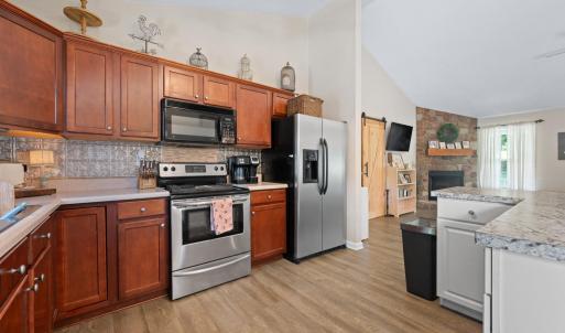 Photo #13 of 2446 Twin Lake Drive, Bedford, VA 1.1 acres