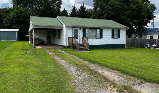 Photo #2 of 156 Doss Street, Altavista, VA 0.1 acres