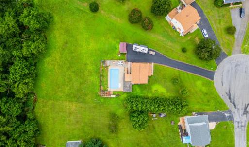 Photo #6 of 1017 Pokeys Creek Road, Lynchburg, VA 1.1 acres