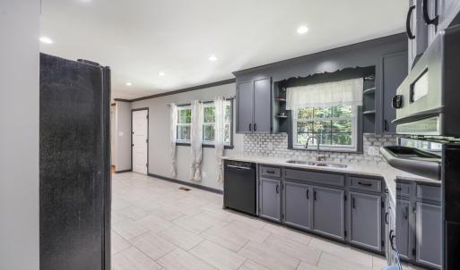 Photo #9 of 2025 Woodcrest Drive, Lynchburg, VA 1.5 acres