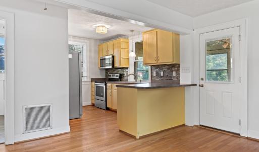 Photo #7 of 216 Timberlake Drive, Lynchburg, VA 0.4 acres
