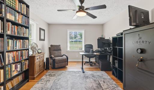 Photo #20 of 1604 Avondale Drive, Altavista, VA 0.5 acres