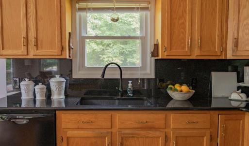 Photo #10 of 103 Franklin Place, Lynchburg, VA 0.8 acres