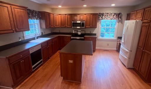 Photo #7 of 300 Hayfield Drive, Lynchburg, VA 1.0 acres