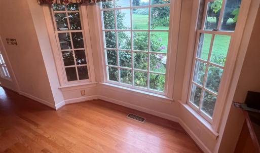 Photo #11 of 300 Hayfield Drive, Lynchburg, VA 1.0 acres