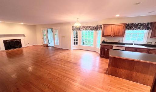 Photo #6 of 300 Hayfield Drive, Lynchburg, VA 1.0 acres