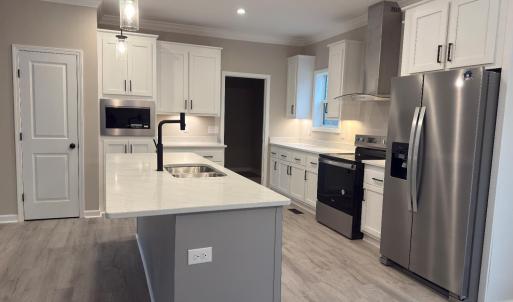 Photo #2 of 200 Saunders Point Road, Huddleston, VA 0.5 acres