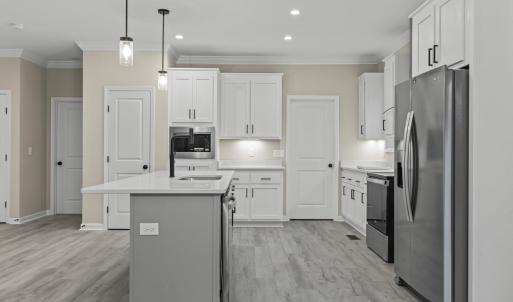 Photo #28 of 200 Saunders Point Road, Huddleston, VA 0.5 acres