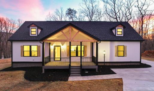 Photo #4 of 200 Saunders Point Road, Huddleston, VA 0.5 acres