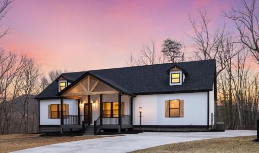 Photo #2 of 200 Saunders Point Road, Huddleston, VA 0.5 acres