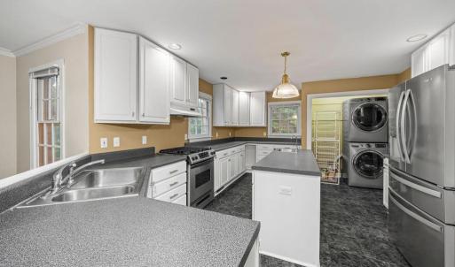 Photo #10 of 3528 Ridgecroft Drive, Lynchburg, VA 0.6 acres