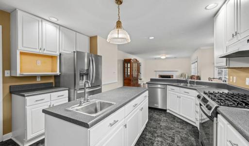 Photo #15 of 3528 Ridgecroft Drive, Lynchburg, VA 0.6 acres