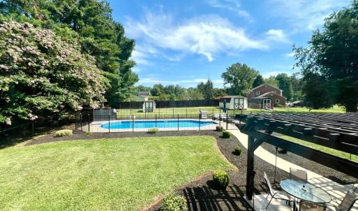 Photo #4 of 129 Apple Way, Madison Heights, VA 0.5 acres