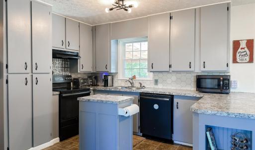 Photo #14 of 1281 Lone Oak Crossing, Huddleston, VA 0.6 acres