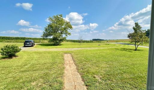 Photo #6 of 1281 Lone Oak Crossing, Huddleston, VA 0.6 acres