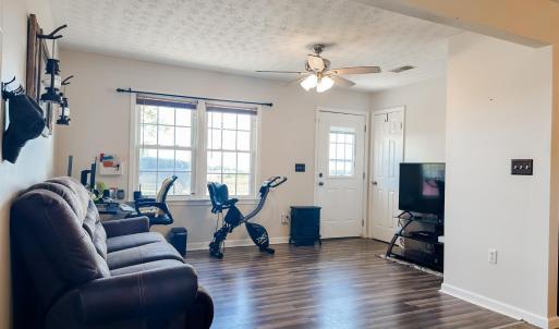 Photo #8 of 1281 Lone Oak Crossing, Huddleston, VA 0.6 acres