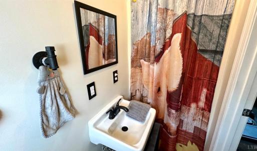 Photo #27 of 1281 Lone Oak Crossing, Huddleston, VA 0.6 acres