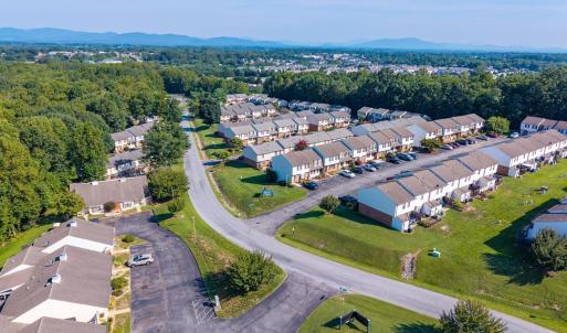 Photo #34 of 25 Cape Lookout Court, Lynchburg, VA 0.1 acres