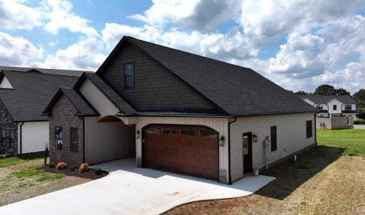 Photo #2 of 1261 Stoney Ridge BLVD, Forest, VA 0.2 acres