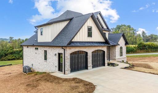 Photo #10 of 1510 Nichols Road, Bedford, VA 1.0 acres