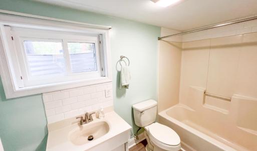 Photo #34 of 1218 Lakeview Drive, Lynchburg, VA 0.4 acres