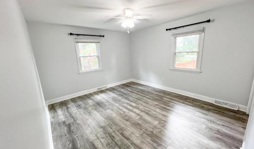 Photo #21 of 1218 Lakeview Drive, Lynchburg, VA 0.4 acres