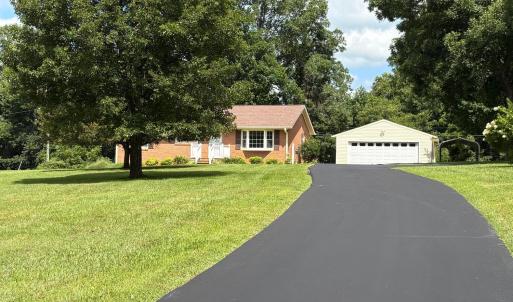Photo #5 of 11068 Leesville Road, Evington, VA 0.9 acres