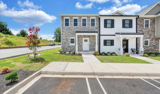 Photo #33 of 556 LEESVILLE RD, Lynchburg, VA 0.1 acres