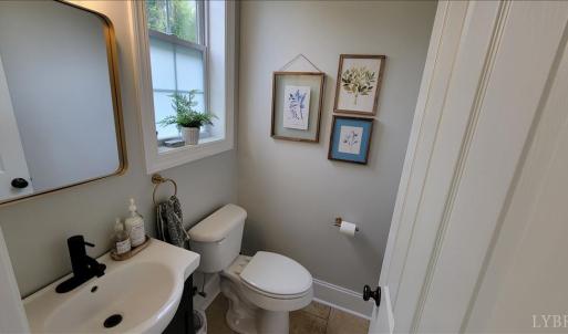 Photo #14 of 614 Bonair Circle, Lynchburg, VA 0.3 acres