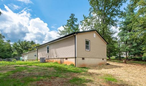 Photo #33 of 130 Odins Bow Road, Madison Heights, VA 0.6 acres