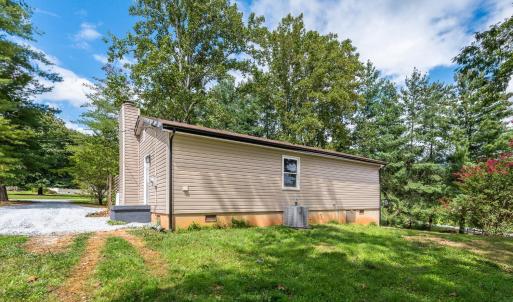 Photo #34 of 130 Odins Bow Road, Madison Heights, VA 0.6 acres