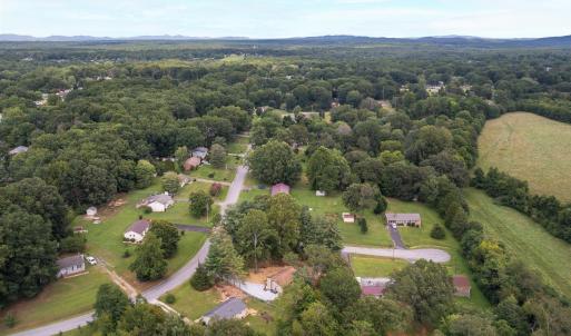 Photo #7 of 130 Odins Bow Road, Madison Heights, VA 0.6 acres