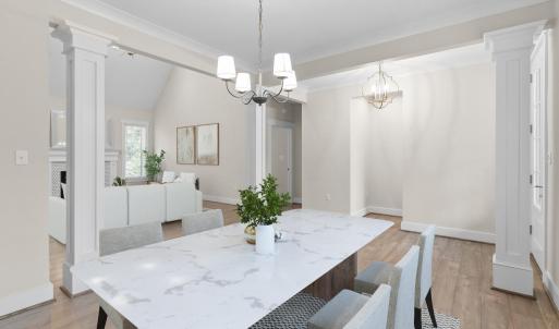 Dinning Room has been virtually stagged