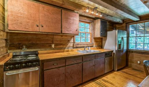 Photo #11 of 2464 Kidds Dairy Road, Scottsville, VA 6.0 acres