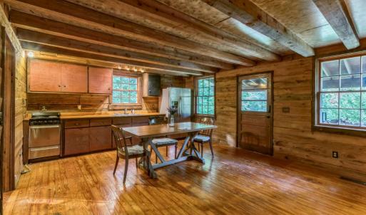 Photo #9 of 2464 Kidds Dairy Road, Scottsville, VA 6.0 acres
