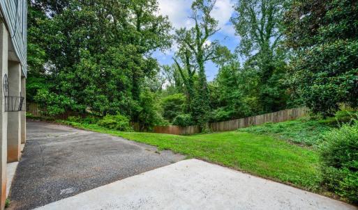 Photo #79 of 3323 Woodridge Place, Lynchburg, VA 0.5 acres