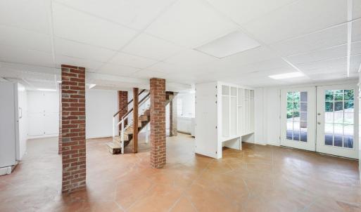 Photo #64 of 3323 Woodridge Place, Lynchburg, VA 0.5 acres