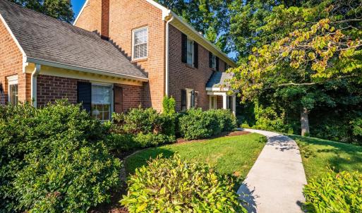 Photo #2 of 4725 Heritage Drive, Lynchburg, VA 0.5 acres