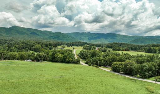 Photo #6 of 11808 Narrow Passage Rd, Eagle Rock, VA 1.9 acres