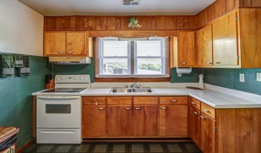 Photo #32 of 11808 Narrow Passage Rd, Eagle Rock, VA 1.9 acres