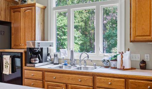 Photo #9 of 1004 Wildbriar Place, Forest, VA 0.9 acres